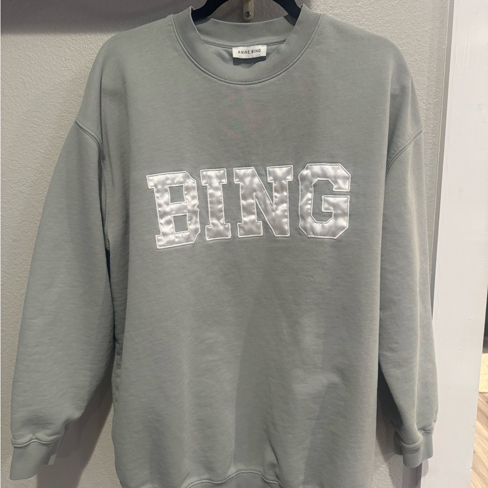 Anine Bing Men’s Sage Green Crewneck Sweatshirt with White Satin Logo